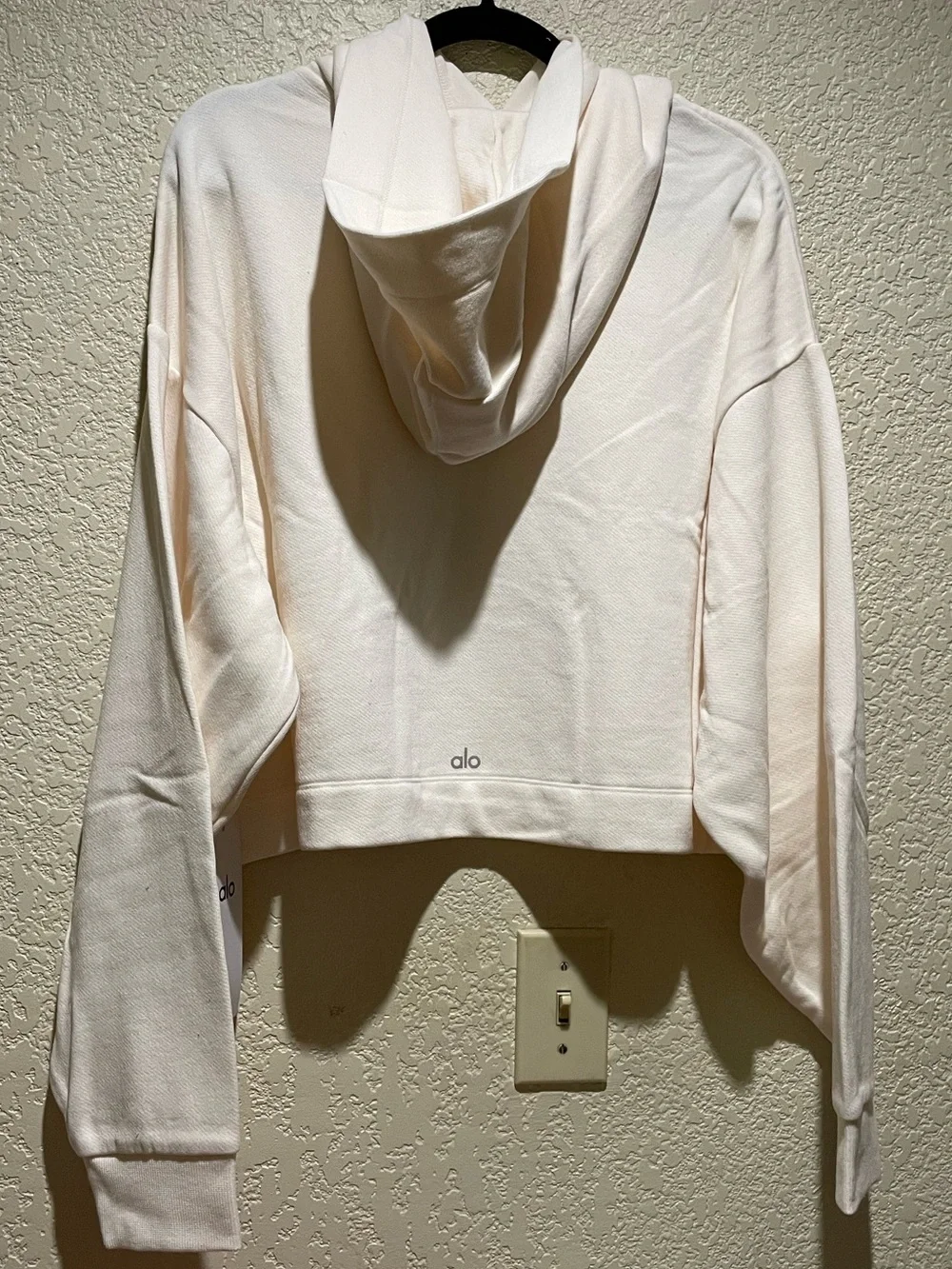 Alo NWT Bae Hoodie Ivory Cream Cropped Pullover Sweatshirt Size L